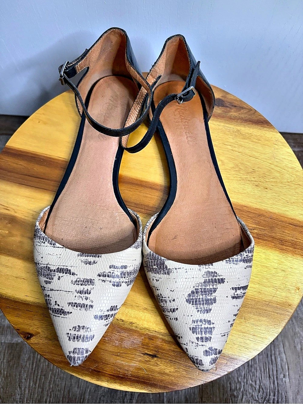 Madewell Sz 7.5 The Marisa d'Orsay Flat in Snake Embossed Leather Black & White